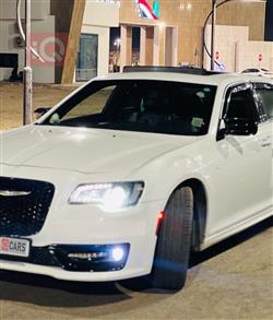 کرایسلەر 300